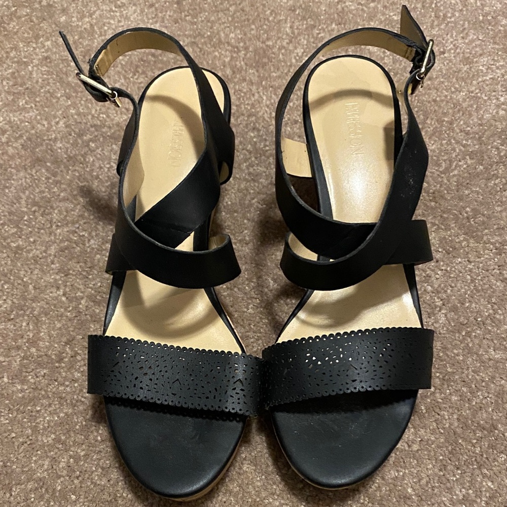 Expressions Black Sandals with Cutout Design